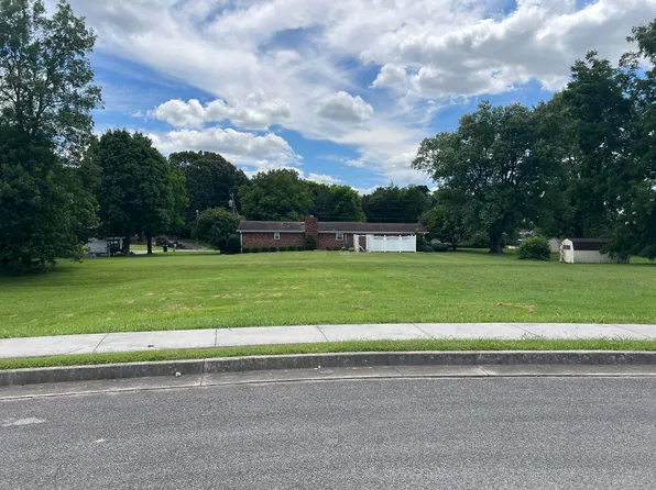 5126 Aspen Ave, Morristown, TN 37813