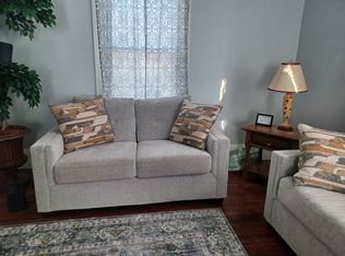 1047 N Market St, Wichita, KS 67214