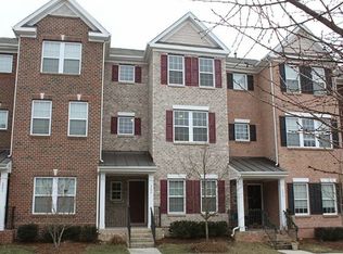 204 Grindstone Dr, Apex, NC 27502