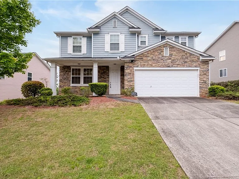 2033 Rolling Rock Ct — Photo 1