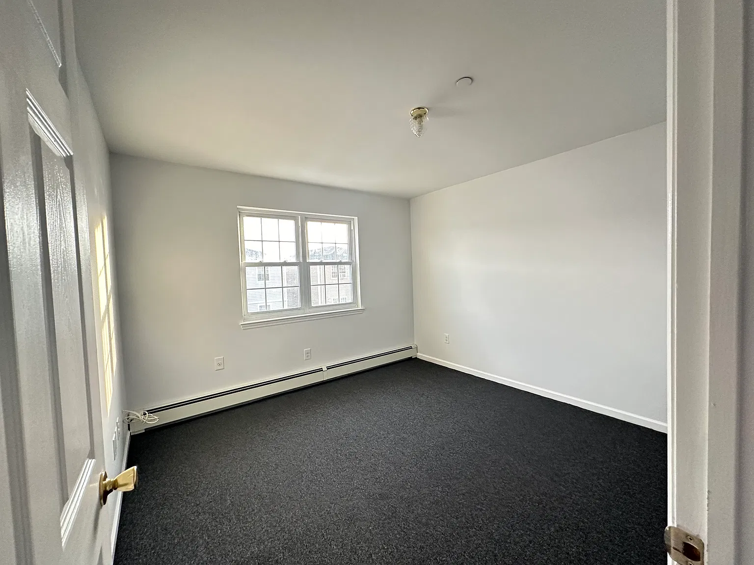 6231 Decosta Ave — Photo 2