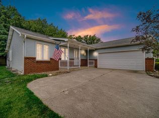 1736 Protsman Dr, Schererville, IN 46375