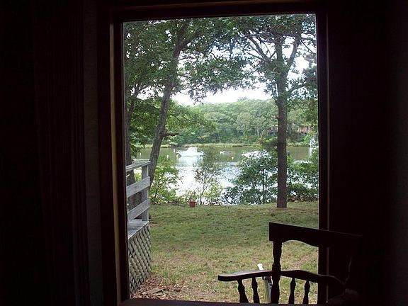 5th image of 213 Shorewood Dr