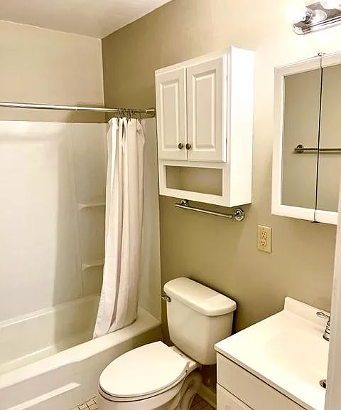 809 Randolph St #11 — Photo 11