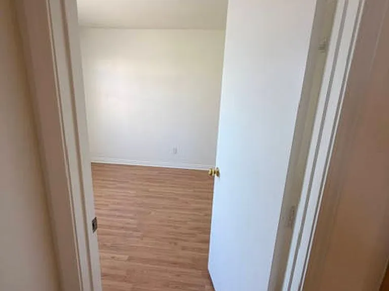 8112 Autumn Star Ave — Photo 33