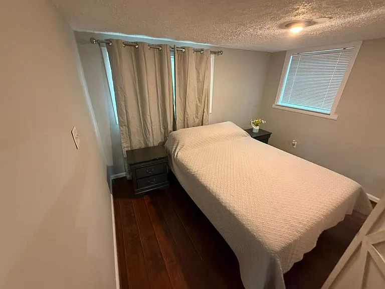 702 Douglass Ave — Photo 4