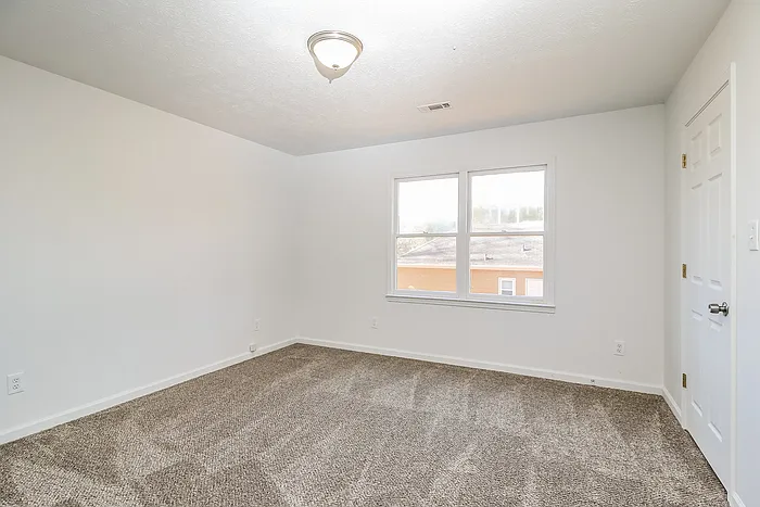 160 Princeton Way — Photo 9