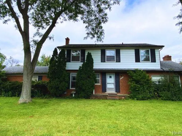 26386 Kiltartan St, Farmington Hills, MI 48334