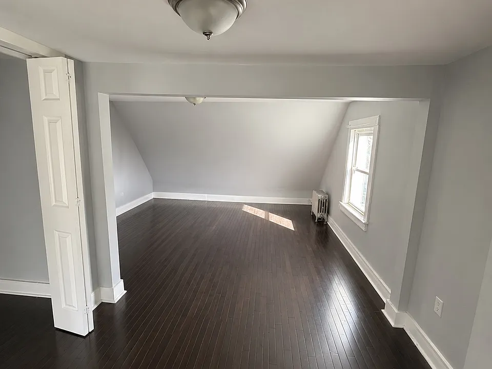 376 Lincoln Ave #2