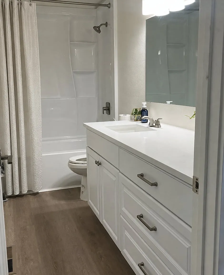 1 bed, 1884 sqft, $850 — Photo 1