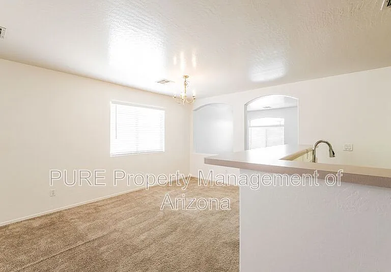 1816 S 106th Ln — Photo 14