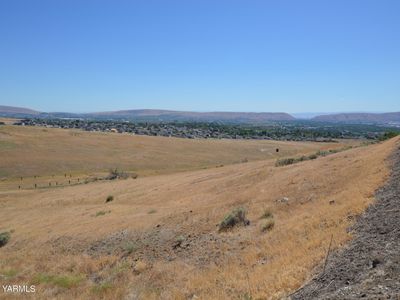 Nka Karin Dr, Yakima, WA, 98901