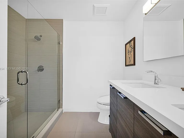 1900 SE 2nd St #301 — Photo 25