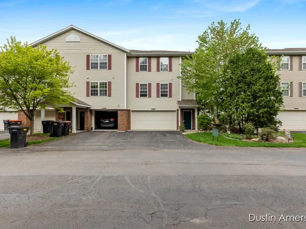 8485 E Center Park Dr SW #18, Byron Center, MI 49315