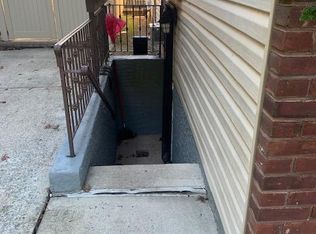 117 3rd St #2, Staten Island, NY 10306