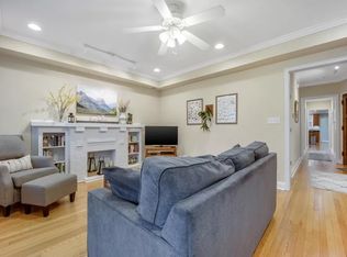 1250 W Rosedale Ave #2W, Chicago, IL 60660