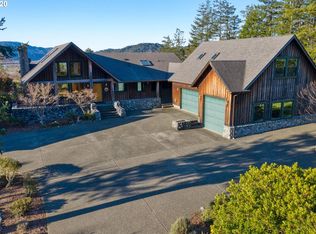 95751 Quail Mountain Rd, Gold Beach, OR 97444