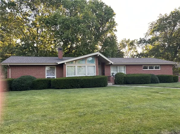 15 Cottontail Ln, Sullivan, IL 61951