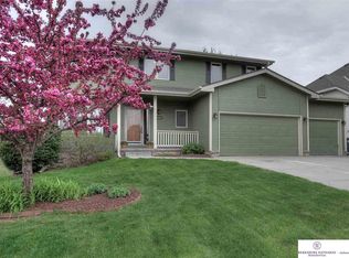 11821 S 53rd St, Papillion, NE 68133