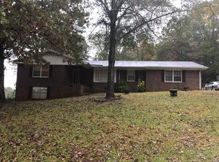 107 Singing Pines Dr, Greenville, SC 29611