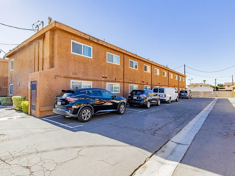 Buena Casa Apartments — Photo 14