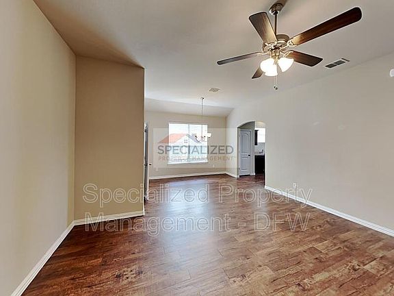 2nd image of 1917 Belshire Ct