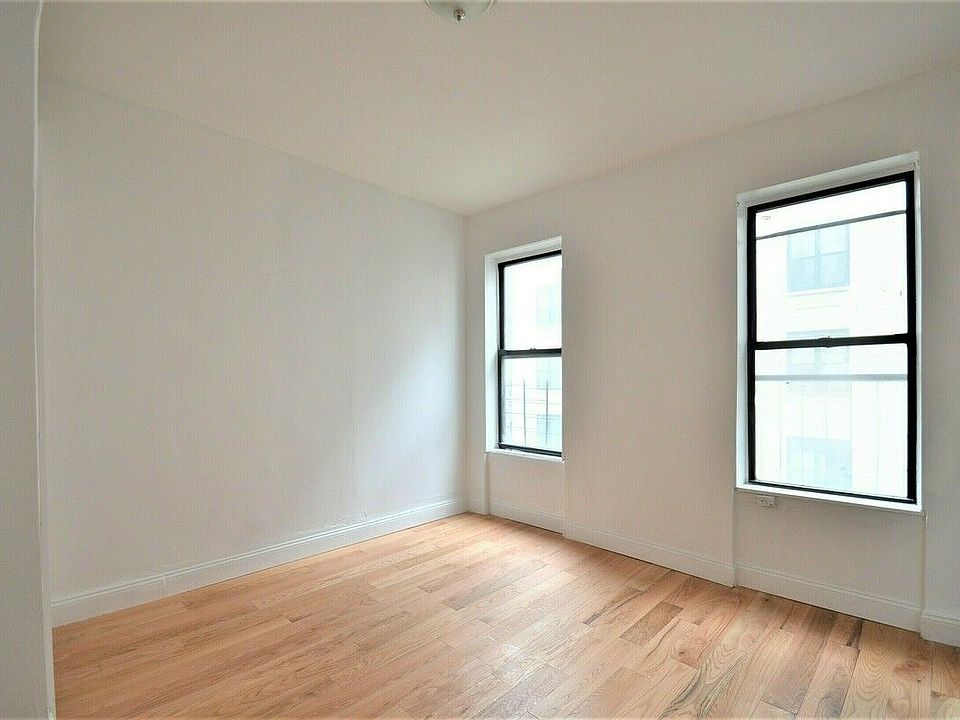 1st image of 505 W 135th St #33