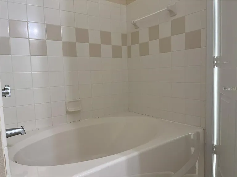 5521 Rosehill Rd #103 — Photo 13