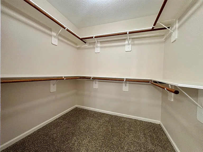 13019 Skyline Dr — Photo 19