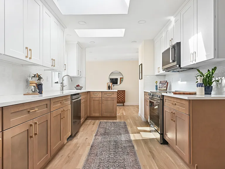 8 Millard St — Photo 9