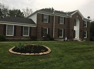 8157 Woodcreek Dr, Florence, KY 41042