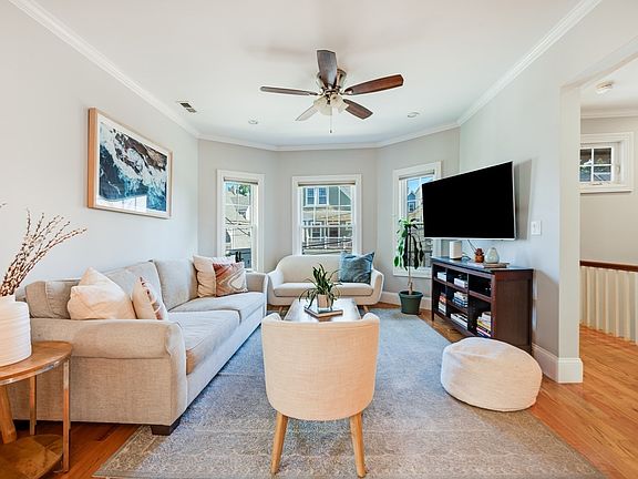 2nd image of 292 Summer St #2