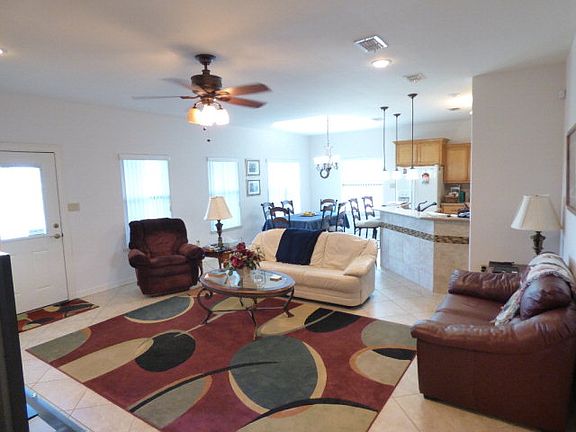 3rd image of 3601 Clubhouse Dr