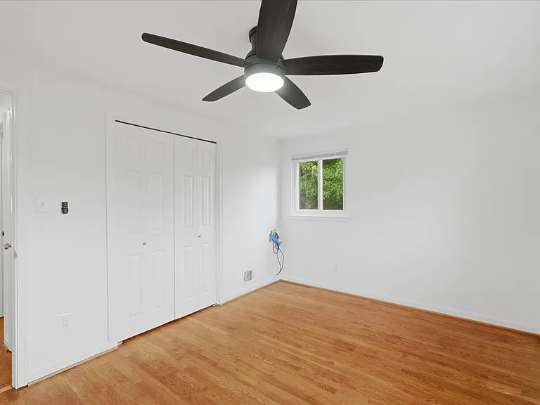 709 N Pryor St — Photo 22