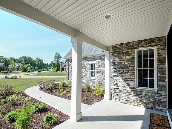 3rd image of 1856 Bur Oak Dr