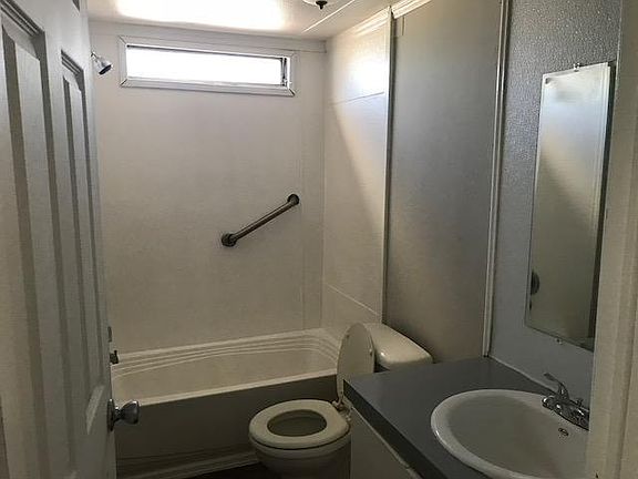 5th image of 2850 New Tampa Hwy #70