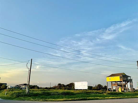 5th image of 1014 Johnson Rd