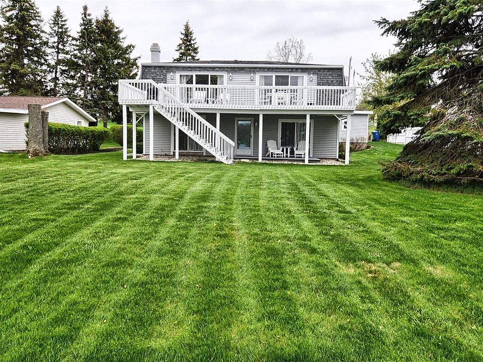 1st image of 6120 Lakeview Park Dr