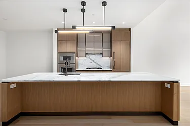 Rented by R New York