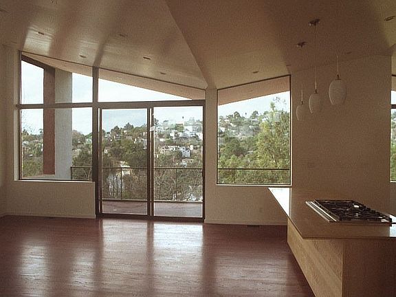 2nd image of 499 Crane Blvd