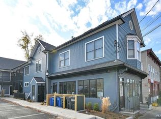 28 W Prospect St, Waldwick, NJ 07463