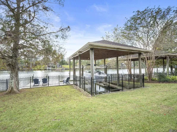 21179 Waterfront East Dr, Maurepas, LA 70449