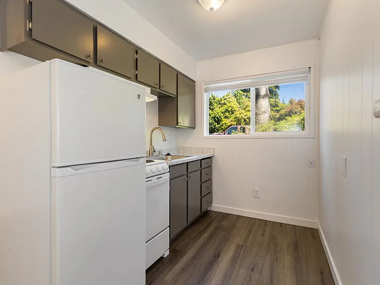 Timberline Apartments — Photo 19