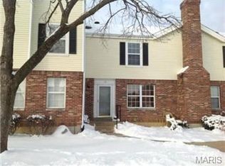13 Woodlake Ct, Lake St Louis, MO 63367