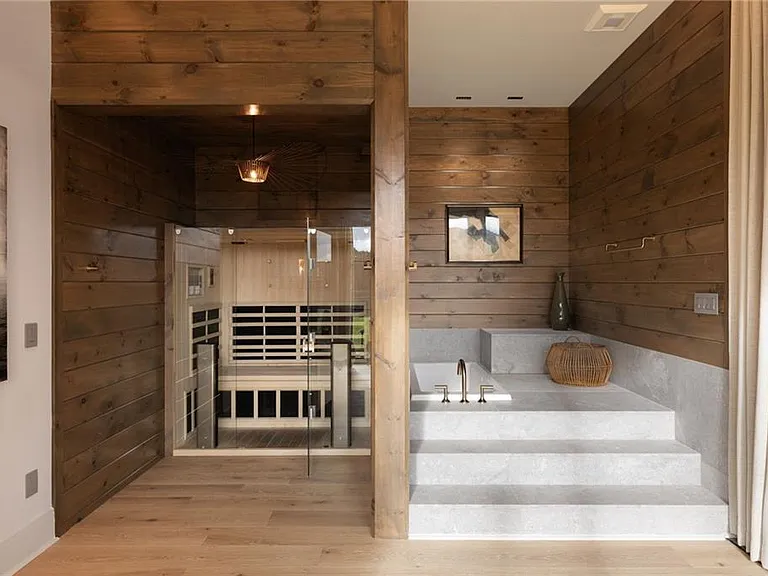 725 Rocky Point Dr — Photo 110