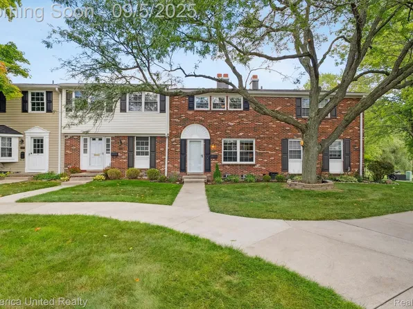 41377 Leidel Ct, Northville, MI 48167