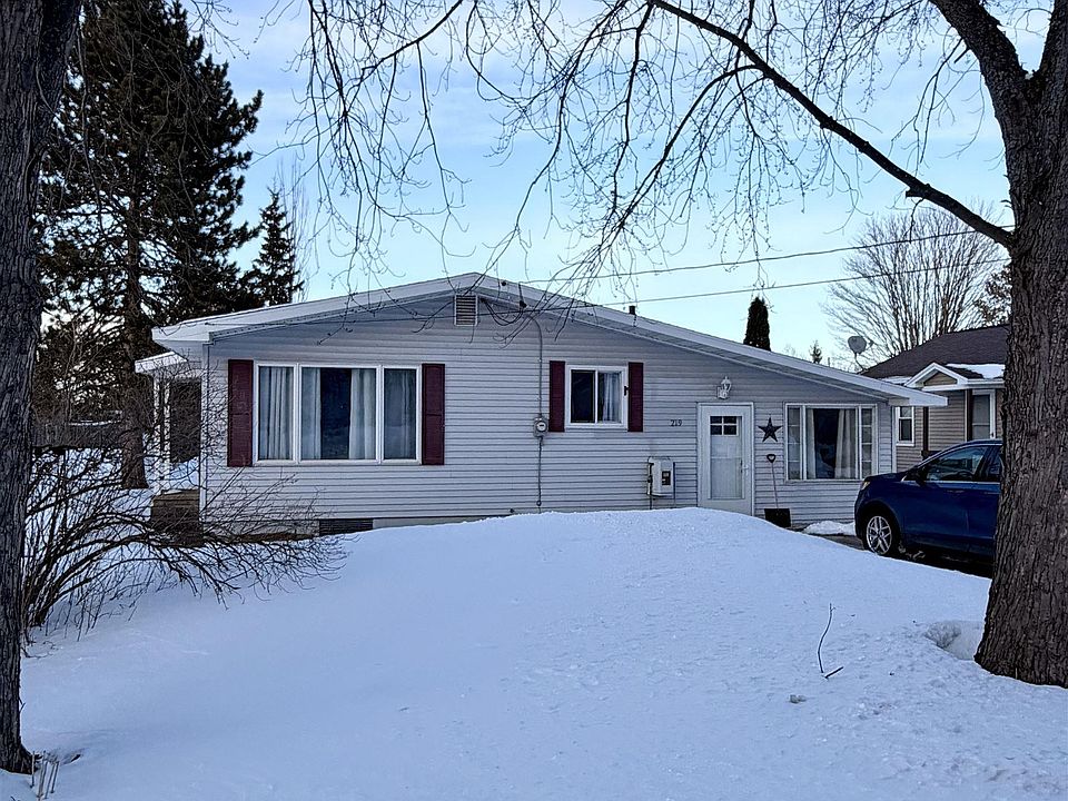 1st image of 219 W Fairbanks St