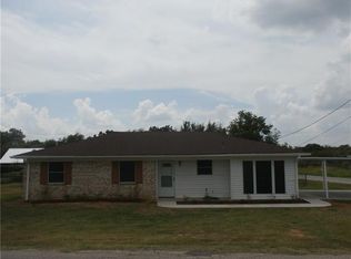 300 Daisy Dr, Granbury, TX 76049