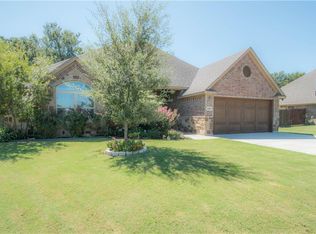 2906 Willow Ridge Cir, Granbury, TX 76049