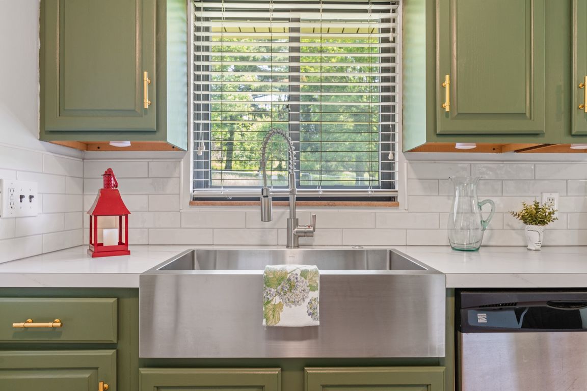 18-Kitchen